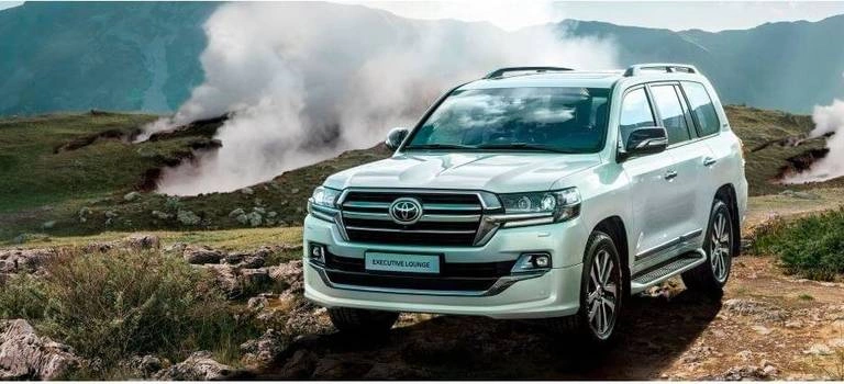 Toyota представляет новую топовую версию Land&nbsp;Cruiser&nbsp;200 Executive Lounge