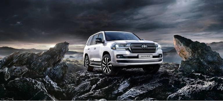 Для избранных: Toyota представила топ-версию Land&nbsp;Cruiser&nbsp;200 Excalibur
